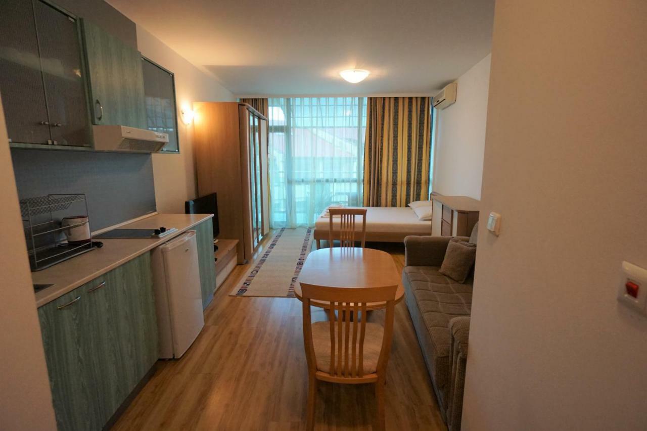Apartments In Hotel Primorsko Del Sol Екстер'єр фото